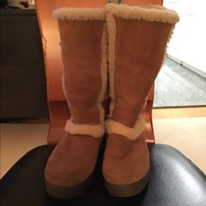 Ugg classic tall boot